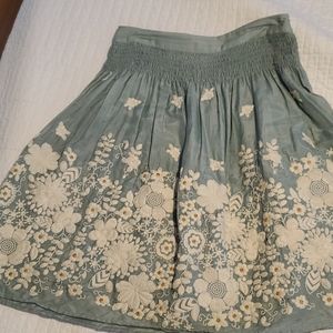 Embroidered mini skirt